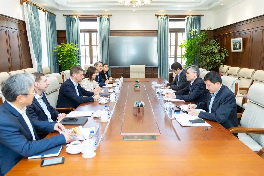 市科委领导会见丹麦利奥制药公司首席执行官包多福