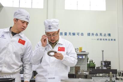 21025_p20.jpg 21025_p20.jpg