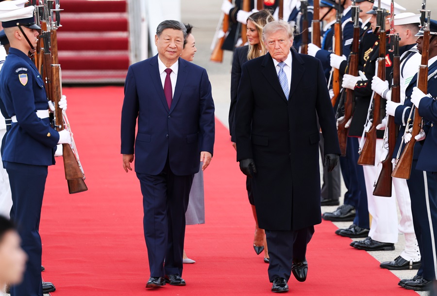 习近平抵达华盛顿对美国进行国事访问