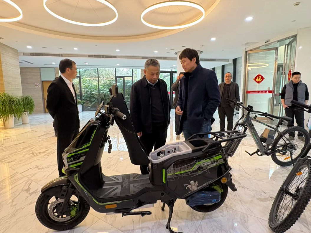 氢能两轮车不再只是实验室概念！这场沙龙叩响规模化应用大门