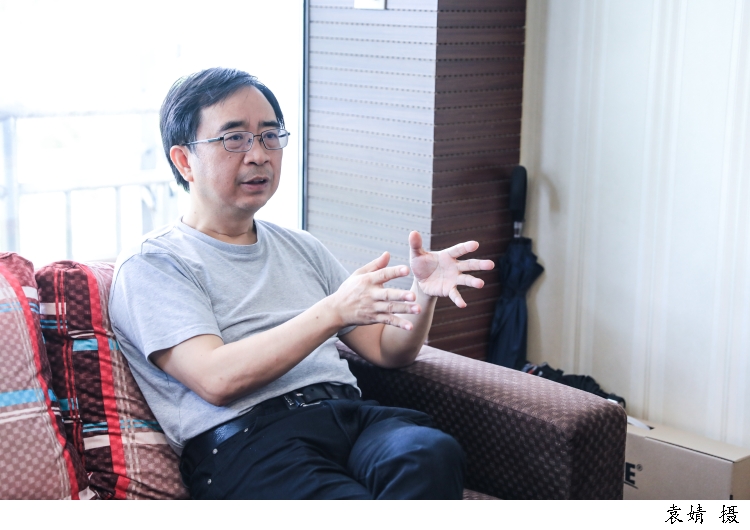 09072830yv3t.jpg 09072830yv3t.jpg