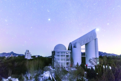 40404_p28.jpg 40404_p28.jpg